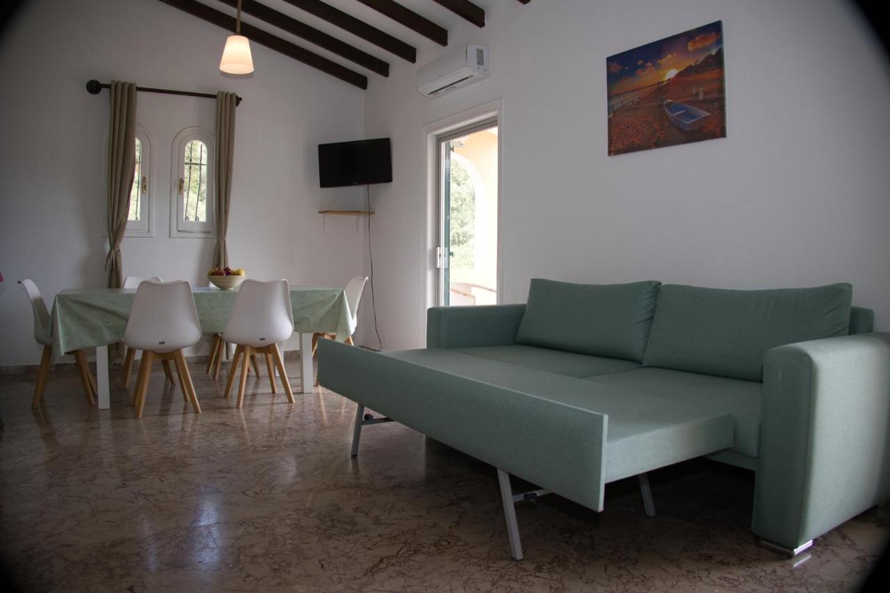 Silent Bay Apartments Katávolos Buitenkant foto