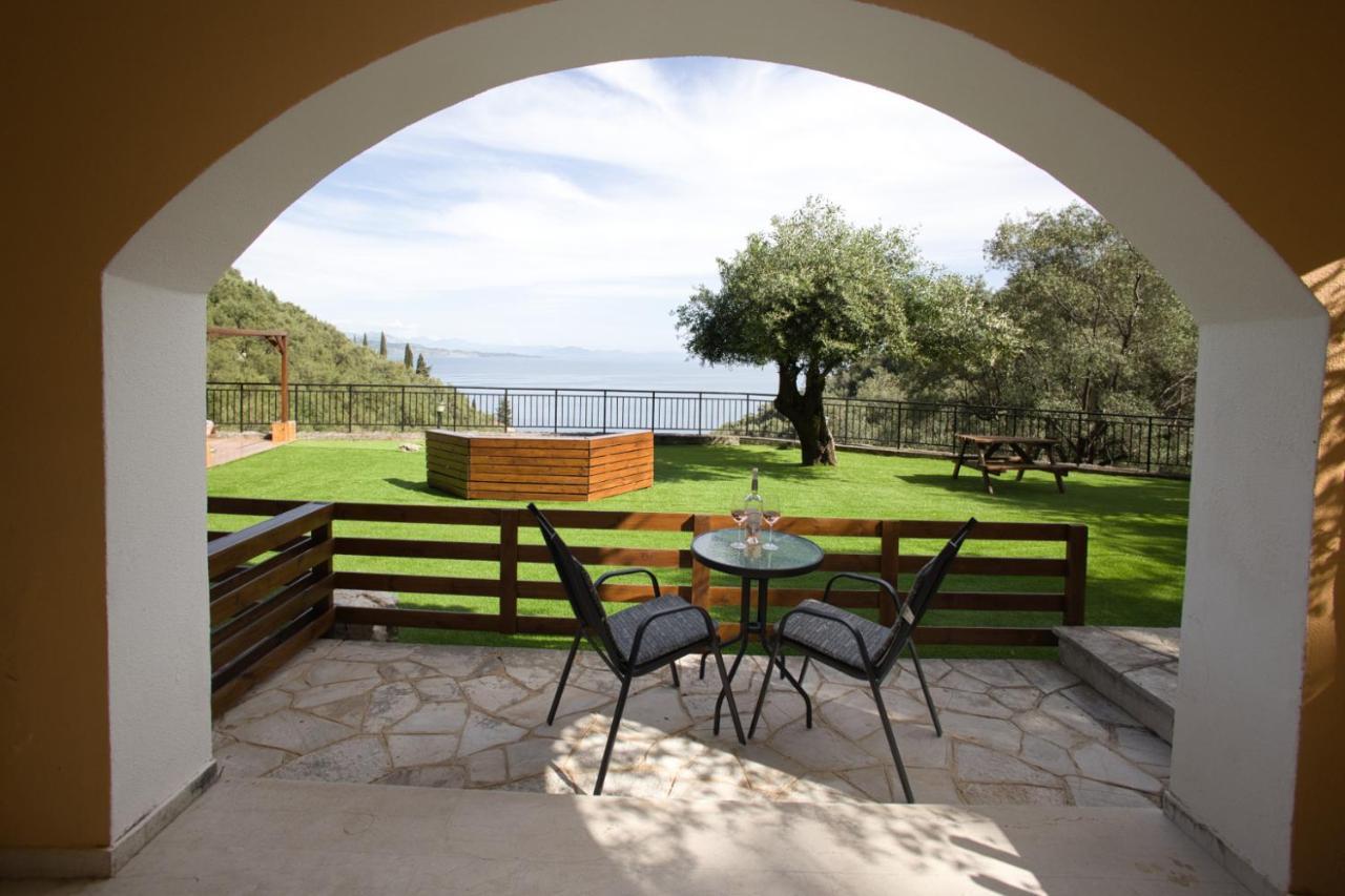 Silent Bay Apartments Katávolos Buitenkant foto